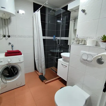 Apartment Five